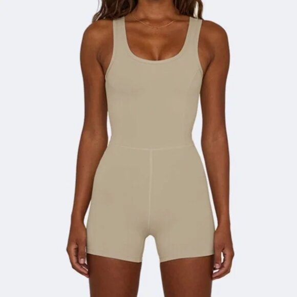 Set Active SPORTBODY Shortysuit - Macadamia size medium athleisure sporty - Picture 1 of 10